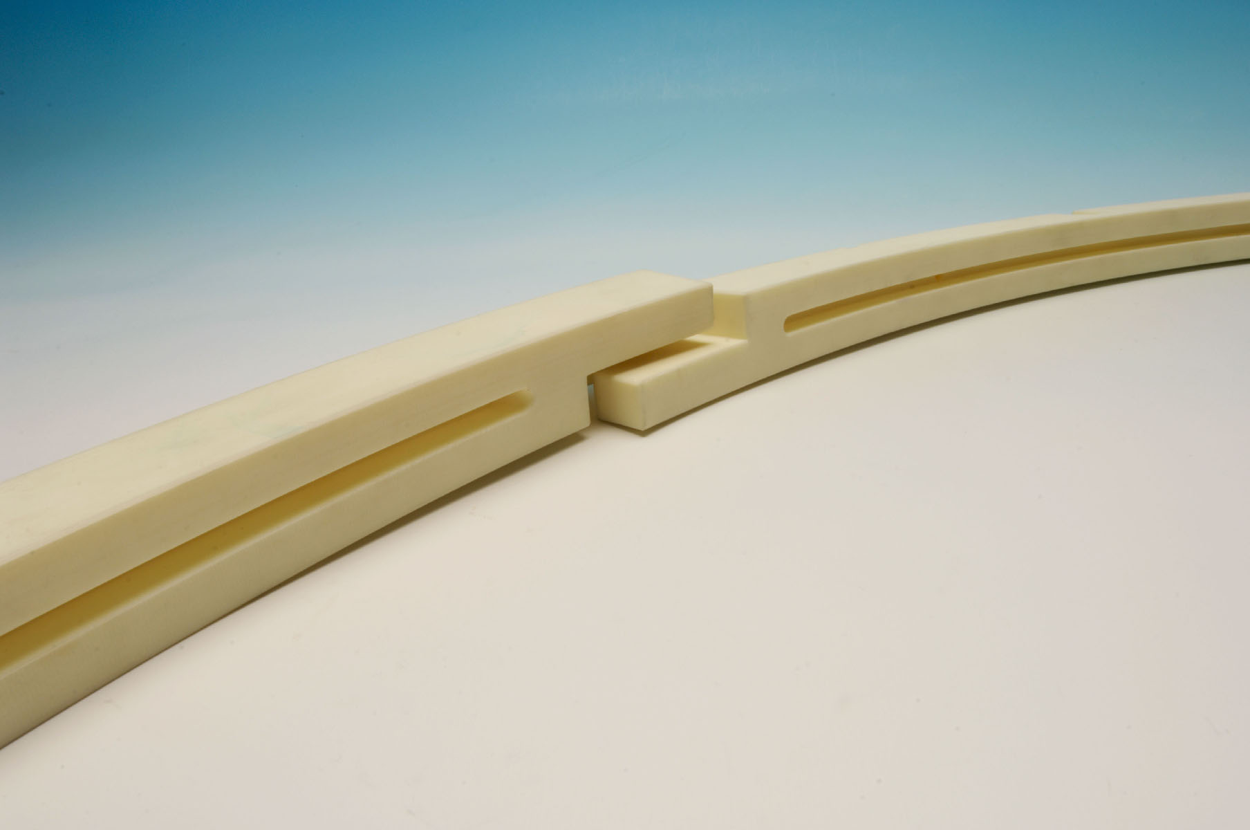 Thordon SXL radial segmented shaft seal